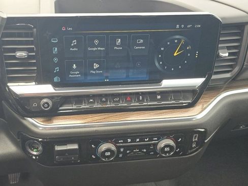 Used 2023 Chevrolet Silverado 1500 LT AWD/4WD image 28