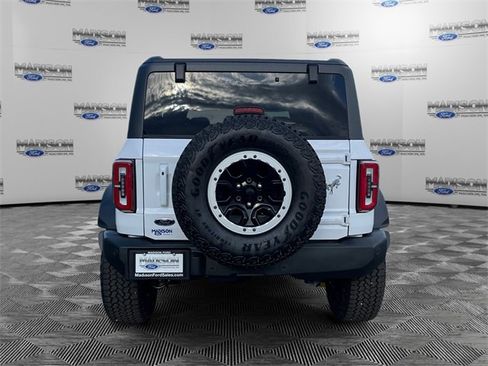 New 2025 Ford Bronco Outer Banks w/ Sasquatch Package image 4