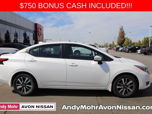 New 2025 Nissan Versa SV w/ Trunk Package image 3