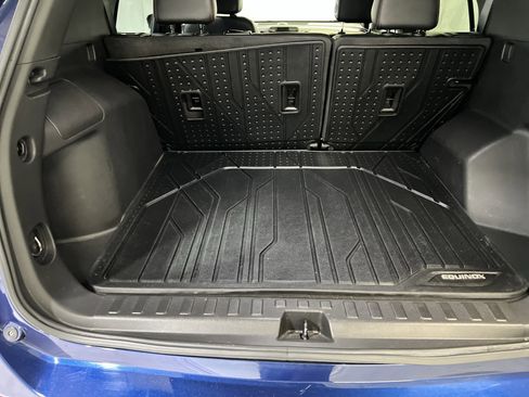 Used 2022 Chevrolet Equinox RS w/ RS Leather Package image 14