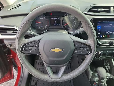 Certified 2023 Chevrolet TrailBlazer LT w/ Convenience Package FWD image 23