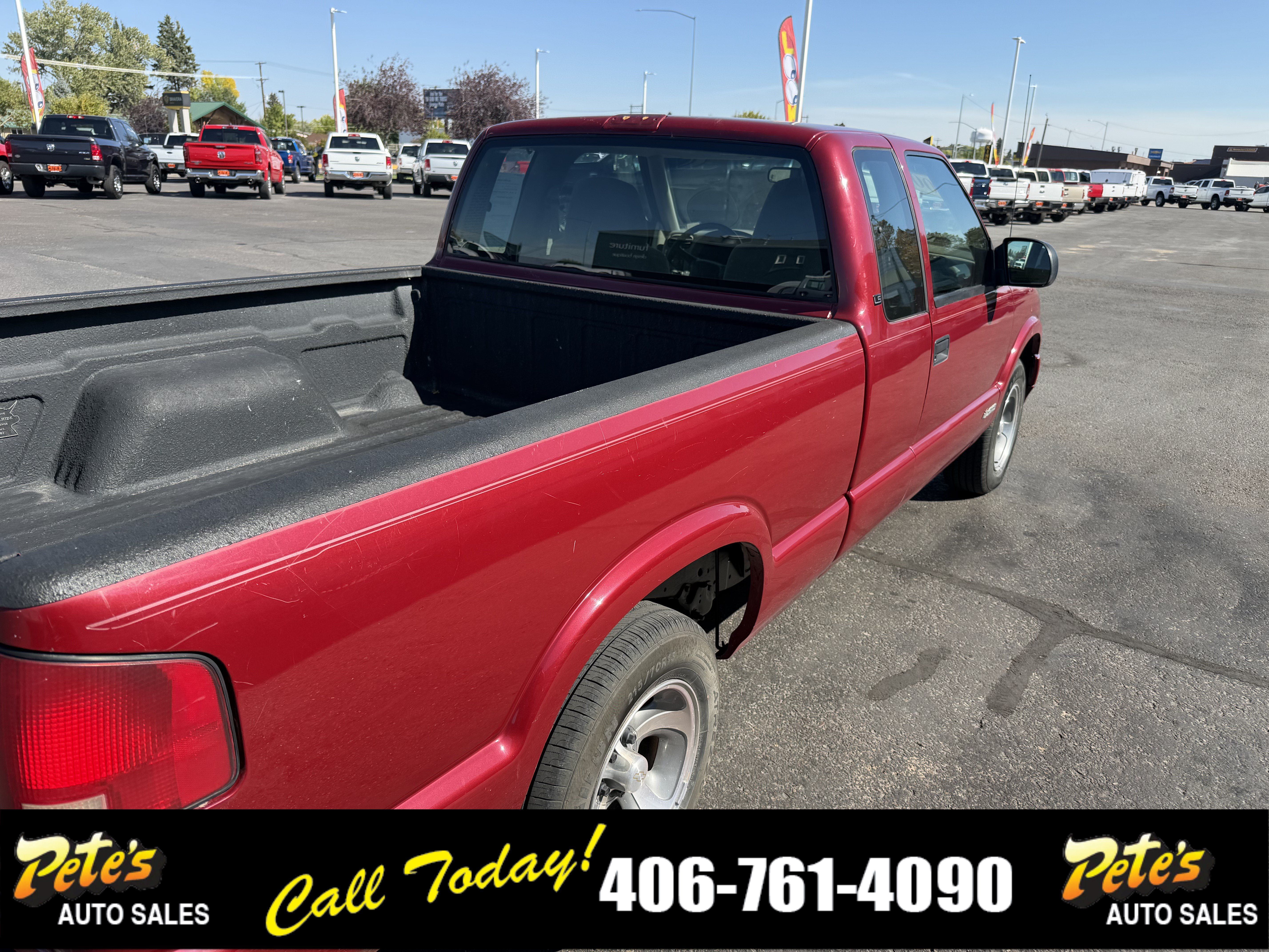 Used 2001 Chevrolet S10 Pickup LS w/ Preferred Equipment Group RWD image 11