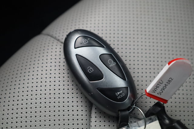 Used 2025 Hyundai Elantra Limited FWD image 23