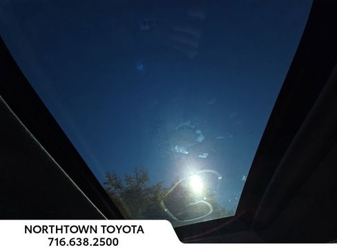 Used 2017 Toyota 4Runner SR5 Premium image 16