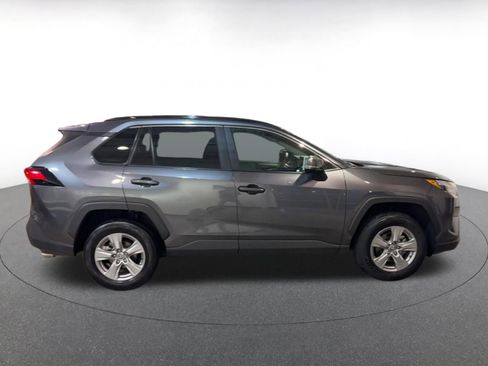Used 2025 Toyota RAV4 XLE image 16