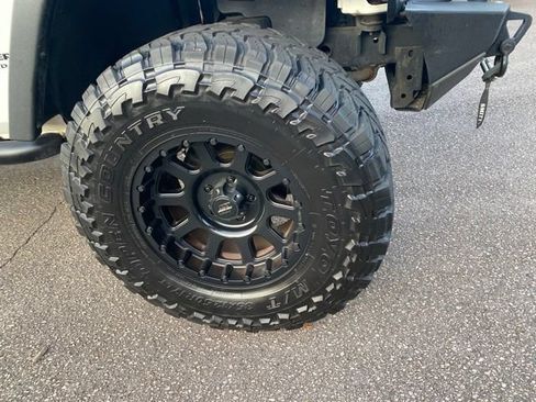 Used 2016 Jeep Wrangler Unlimited Sport w/ Quick Order Package 23S AWD/4WD image 24