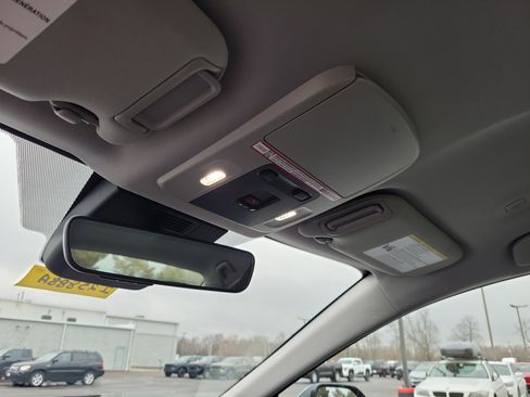 Used 2025 Toyota Camry LE w/ Convenience Package image 30