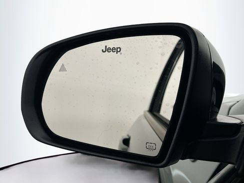 Used 2022 Jeep Compass Trailhawk w/ Trailhawk Elite Group image 16