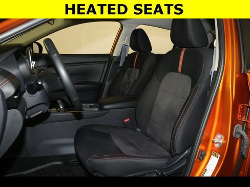 Used 2024 Nissan Sentra SR image 3