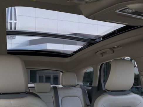 New 2026 Lincoln Corsair Grand Touring AWD/4WD image 23