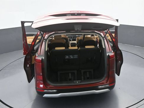 Used 2023 Kia Carnival LX w/ Paint Protection Package FWD image 68