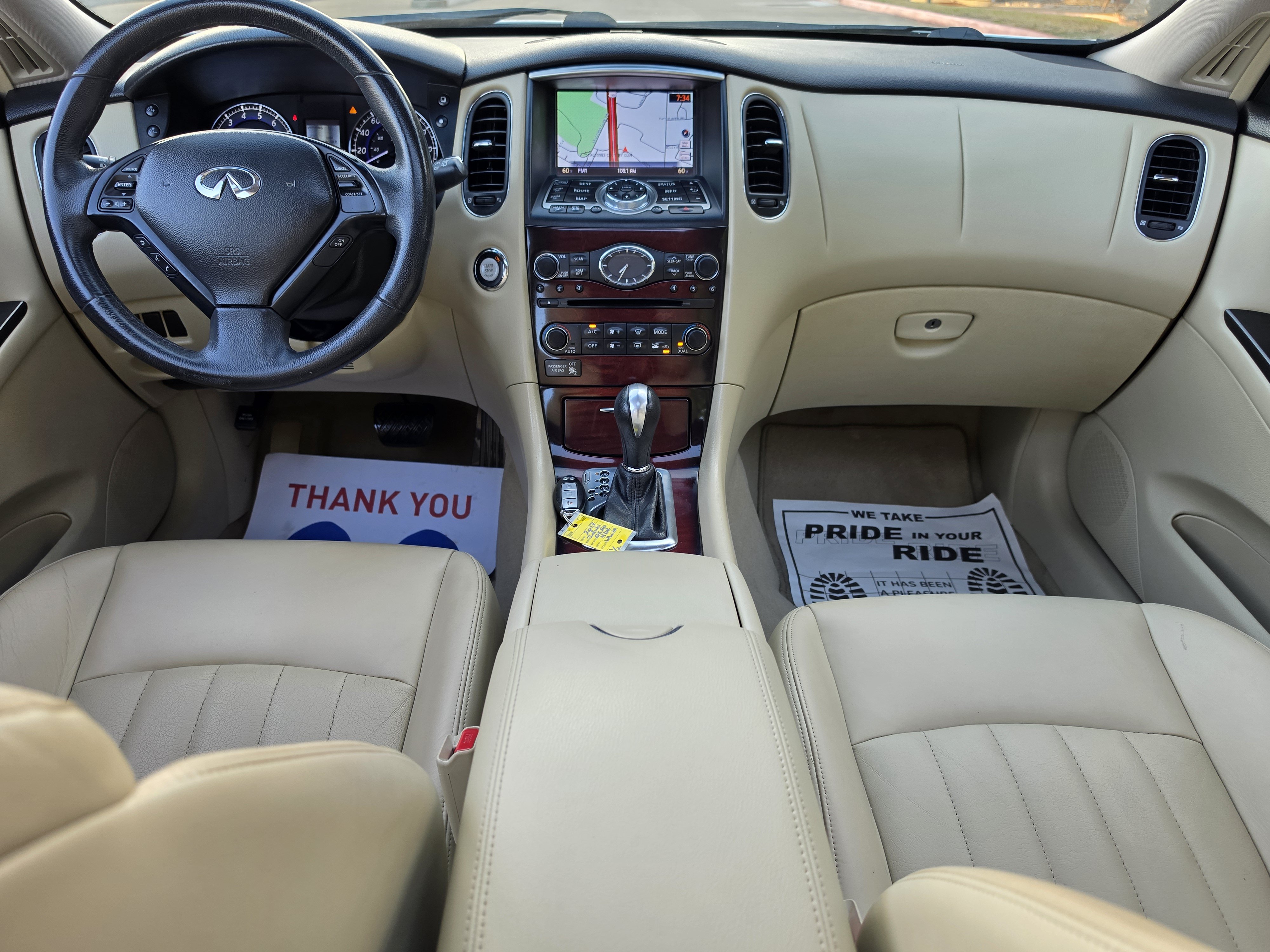 Used 2017 INFINITI QX50 AWD w/ Premium Plus Package image 27