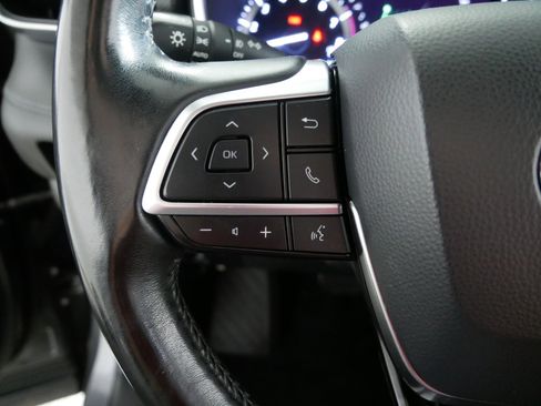 Used 2021 Toyota Highlander XSE image 27