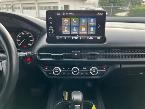Certified 2023 Honda HR-V EX-L image 24