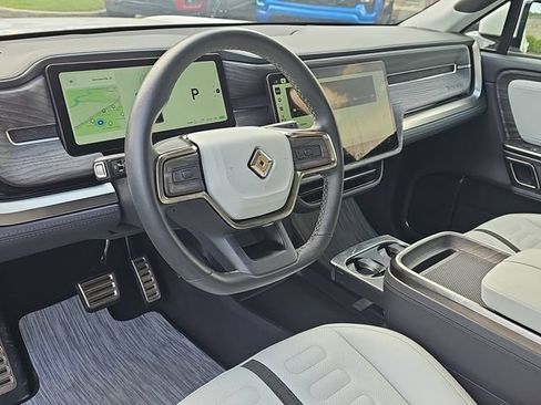 Used 2022 Rivian R1T Adventure AWD/4WD image 16