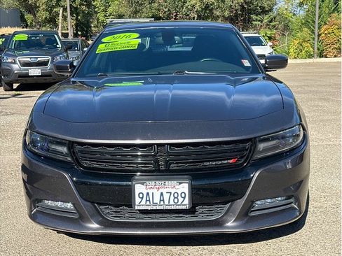 Used 2016 Dodge Charger SXT w/ Rallye Group RWD image 2