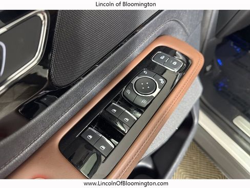 Certified 2025 Lincoln Aviator Reserve w/ Illumination Package image 58