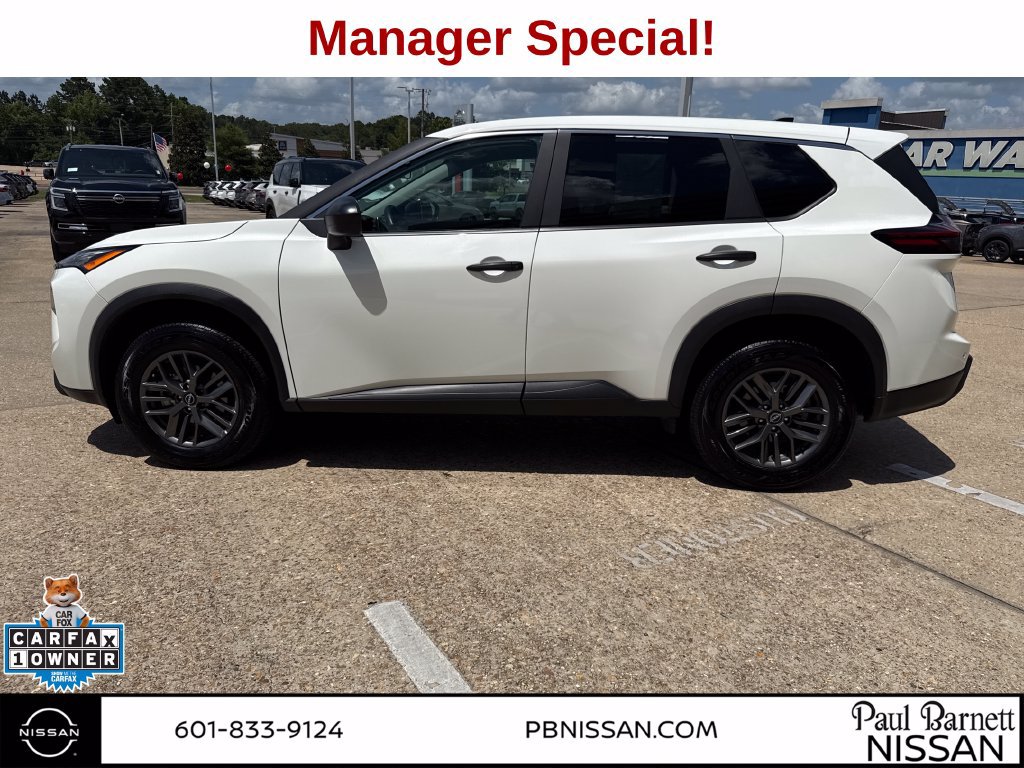 Used 2025 Nissan Rogue S FWD image 10