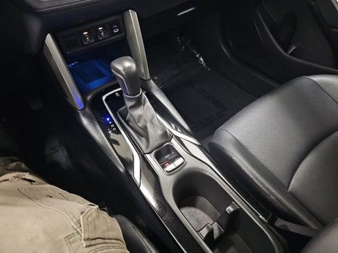 Used 2023 Toyota Corolla Cross XLE w/ Convenience Package image 23