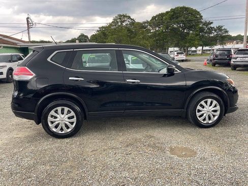 Used 2015 Nissan Rogue S AWD/4WD image 9