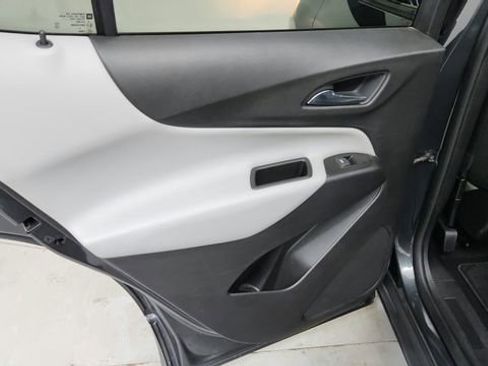 Certified 2019 Chevrolet Equinox LS w/ LS Convenience Package image 16