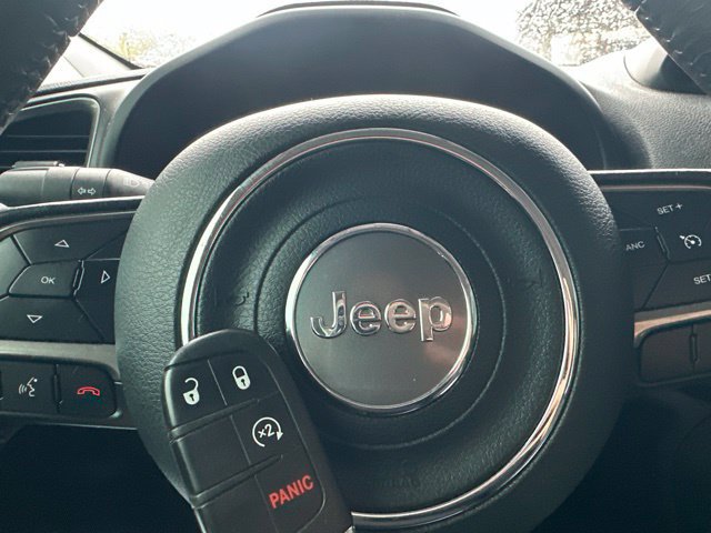 Used 2020 Jeep Renegade Limited AWD/4WD image 22