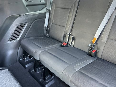 Certified 2022 GMC Yukon SLE RWD image 19