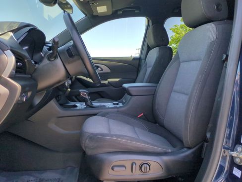 Used 2023 Chevrolet Traverse LT FWD image 21