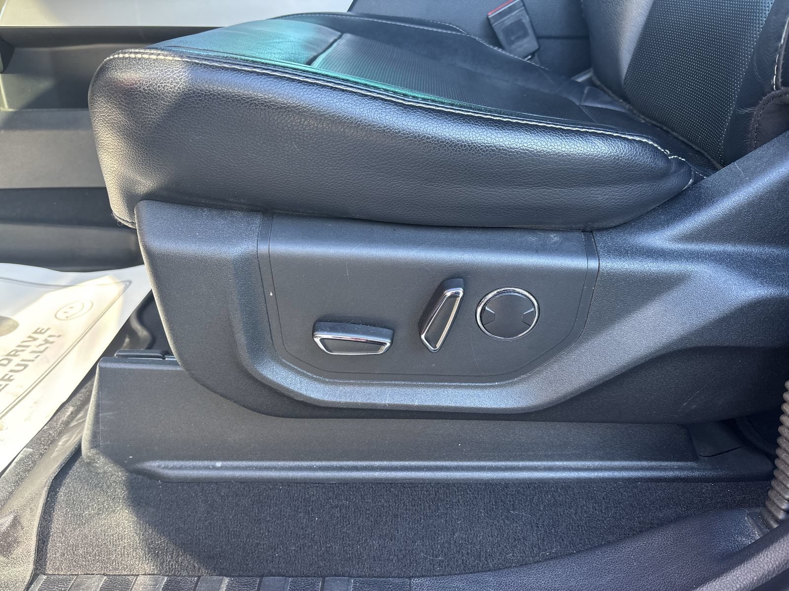 Used 2019 Ford F250 Lariat w/ Chrome Package AWD/4WD image 15