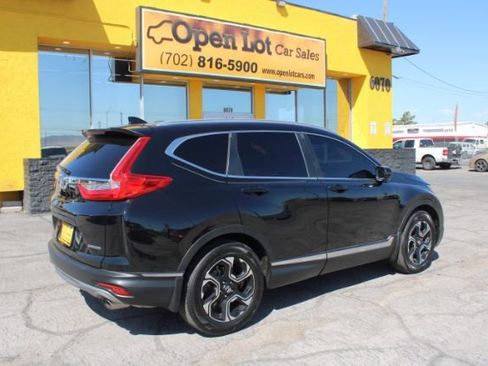 Used 2017 Honda CR-V Touring image 6