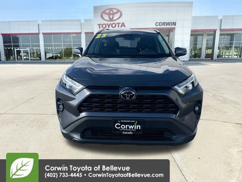 Used 2023 Toyota RAV4 XLE Premium image 3