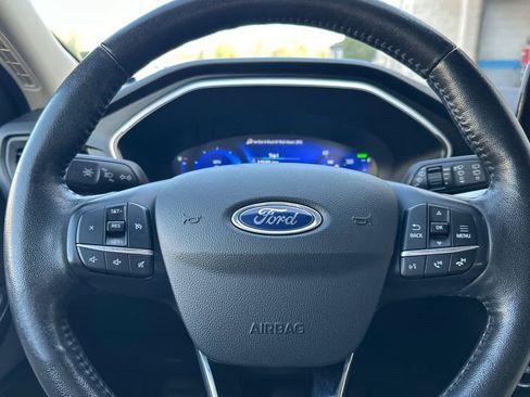 Used 2020 Ford Escape SE Sport image 23