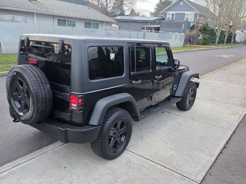 Used 2011 Jeep Wrangler Unlimited Sport AWD/4WD image 7