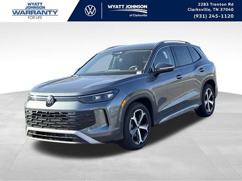 New 2026 Volkswagen Tiguan SE FWD image 1