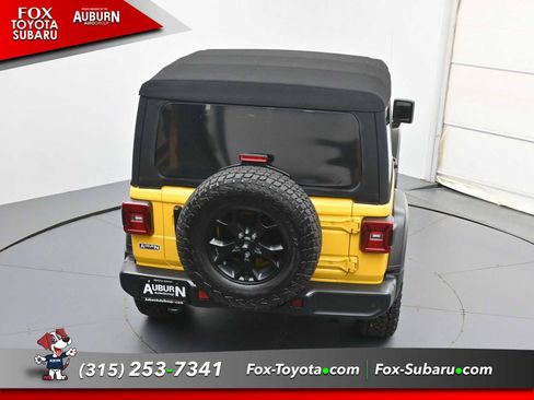 Used 2021 Jeep Wrangler Sport AWD/4WD image 25