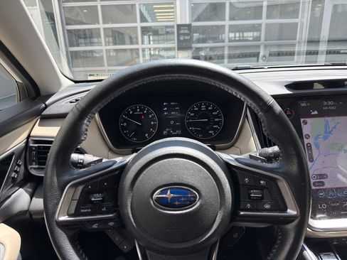 Used 2020 Subaru Outback Limited w/ Popular Package #2 AWD/4WD image 9
