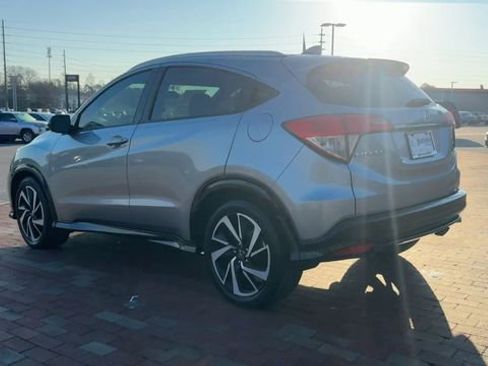 Used 2019 Honda HR-V Sport image 9