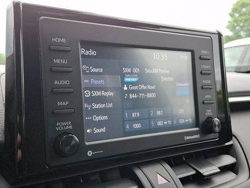 Used 2020 Toyota RAV4 XLE w/ Convenience Package AWD/4WD image 18
