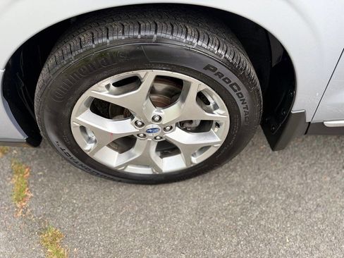Used 2017 Subaru Forester 2.5i Touring AWD/4WD image 12