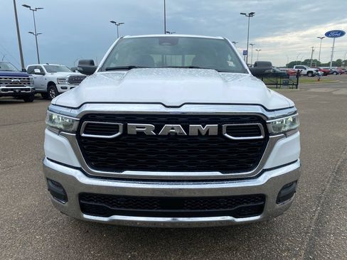 Used 2025 RAM 1500 Big Horn AWD/4WD image 9