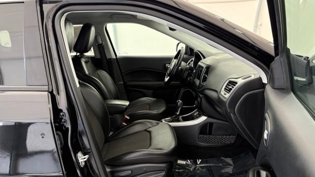 Used 2020 Jeep Compass Latitude FWD image 20