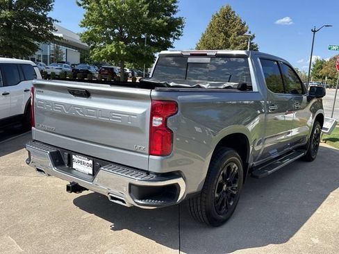 Used 2023 Chevrolet Silverado 1500 LTZ AWD/4WD image 3