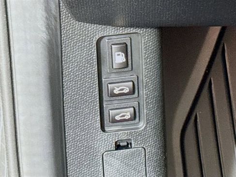 Used 2018 BMW i3 image 33