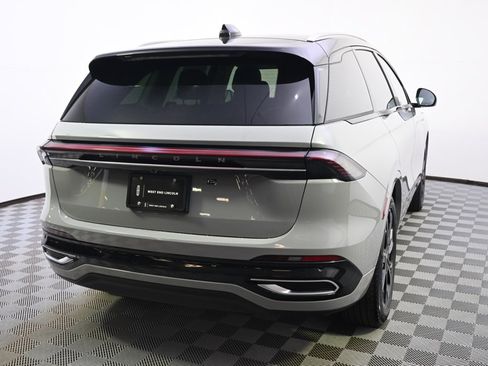 New 2026 Lincoln Nautilus Reserve image 6