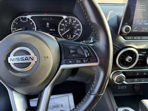 Used 2023 Nissan Sentra SV image 17