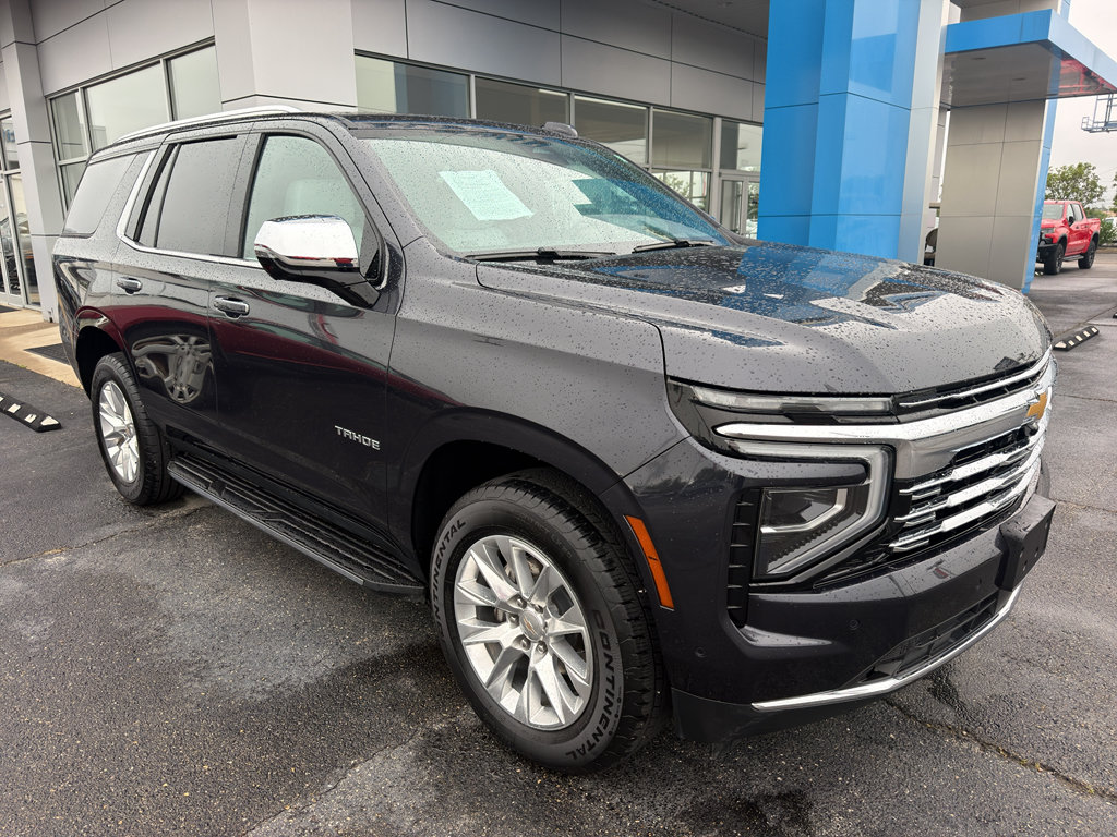 Used 2025 Chevrolet Tahoe Premier AWD/4WD image 2