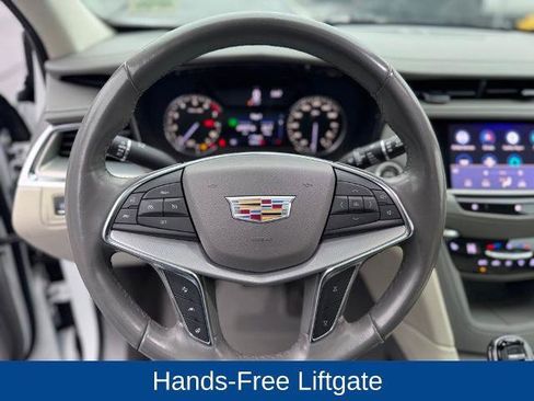 Used 2020 Cadillac XT5 Premium Luxury image 13