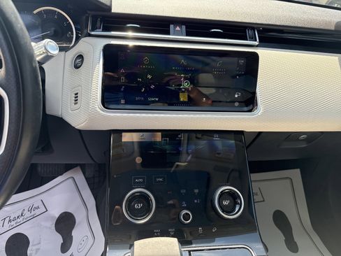 Used 2022 Land Rover Range Rover Velar S AWD/4WD image 21