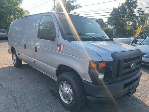 Used 2008 Ford E-150 and Econoline 150 image 3