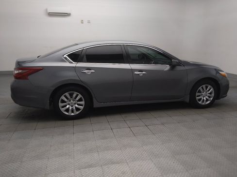 Used 2018 Nissan Altima 2.5 S w/ S Convenience Package FWD image 10